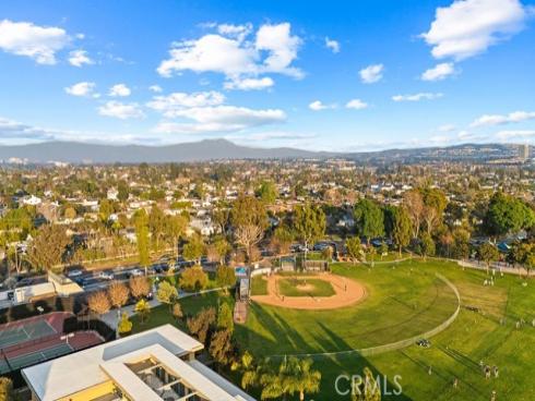 2206  Francisco  , Newport Beach, CA