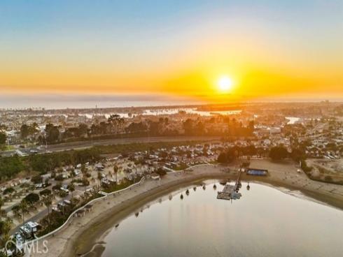 2206  Francisco  , Newport Beach, CA