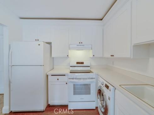 300  Cagney  208 , Newport Beach, CA