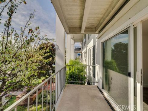 300  Cagney  208 , Newport Beach, CA