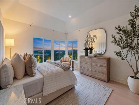 31  Saint Tropez  , Newport Beach, CA