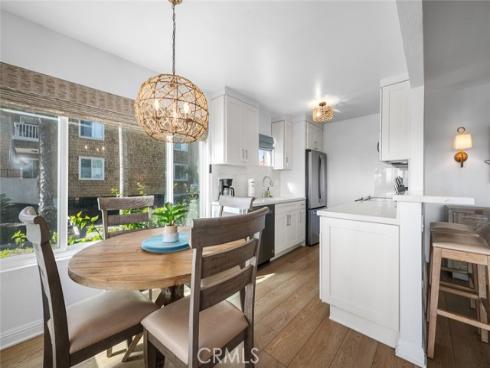 700 E Oceanfront  , Newport Beach, CA