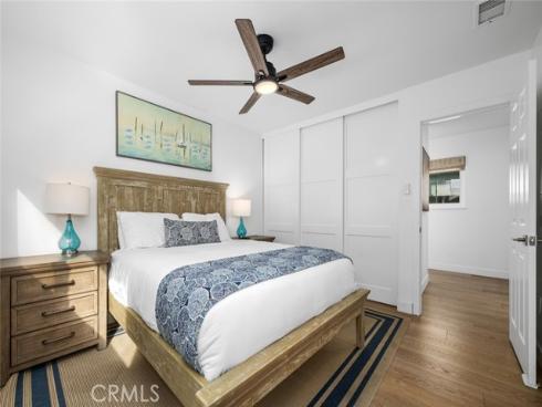 700 E Oceanfront  , Newport Beach, CA