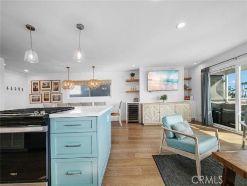 700 E Oceanfront  , Newport Beach, CA