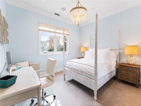 1941  Port Chelsea  , Newport Beach, CA