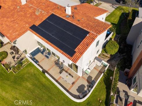 2111  Vista Entrada  , Newport Beach, CA