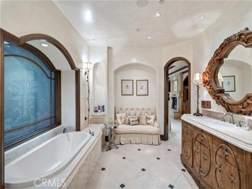 7  Lochmoor  , Newport Beach, CA