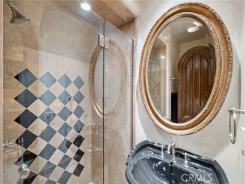 7  Lochmoor  , Newport Beach, CA