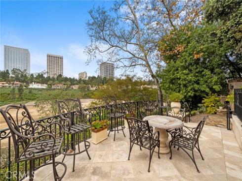 7  Lochmoor  , Newport Beach, CA