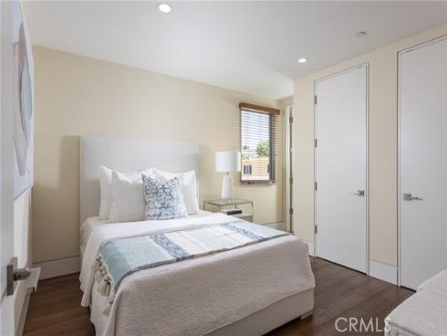 308  Grand Canal  , Newport Beach, CA