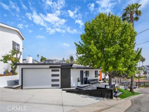 300  Holmwood   Drive, Newport Beach, CA