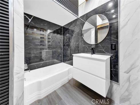 300  Holmwood   Drive, Newport Beach, CA