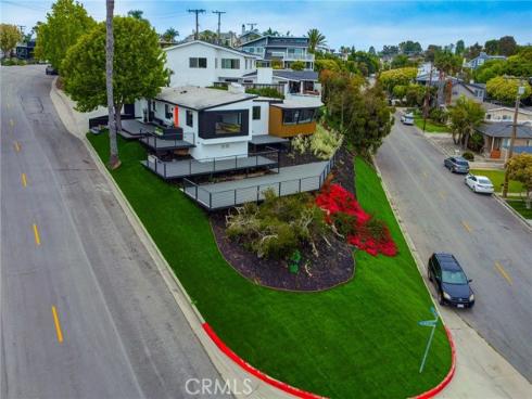 300  Holmwood   Drive, Newport Beach, CA