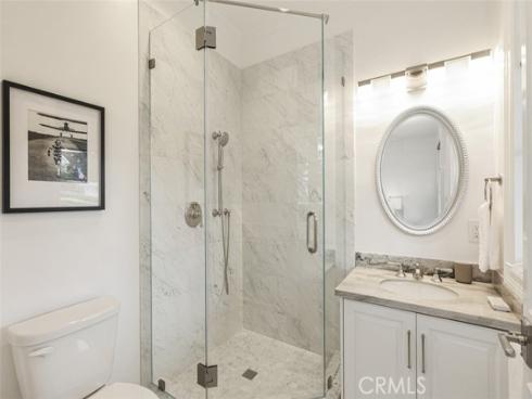 21  Lochmoor  , Newport Beach, CA