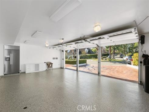 21  Lochmoor  , Newport Beach, CA