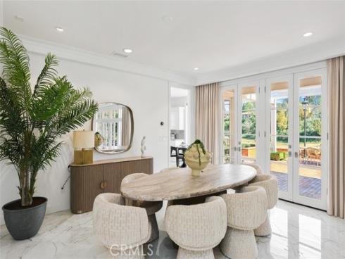 21  Lochmoor  , Newport Beach, CA