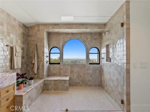 17  Muir Beach  , Newport Beach, CA