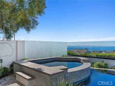 17  Muir Beach  , Newport Beach, CA