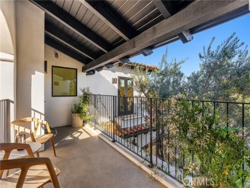 17  Muir Beach  , Newport Beach, CA