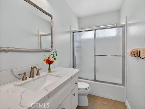 517  Gorgonia  , Newport Beach, CA