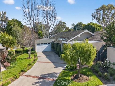 517  Gorgonia  , Newport Beach, CA