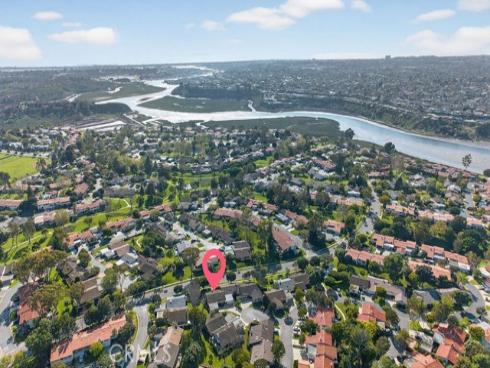 517  Gorgonia  , Newport Beach, CA