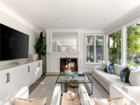 9  Huntington   Court, Newport Beach, CA