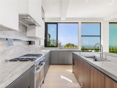 4 Geneve , Newport Beach, CA