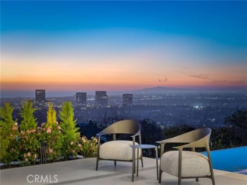 4 Geneve , Newport Beach, CA