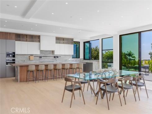 4 Geneve , Newport Beach, CA