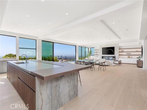 4 Geneve , Newport Beach, CA