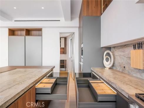 4 Geneve , Newport Beach, CA