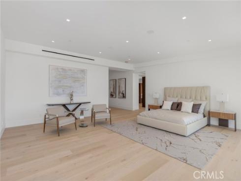 4 Geneve , Newport Beach, CA