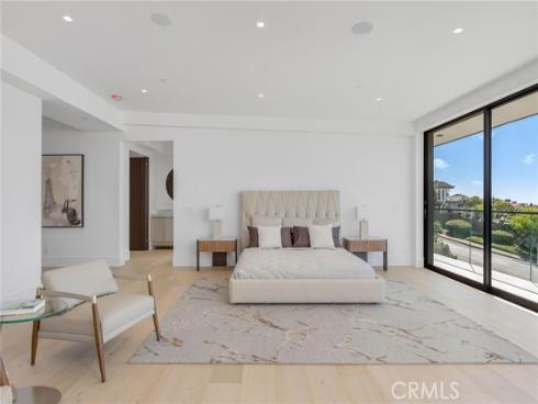 4 Geneve , Newport Beach, CA