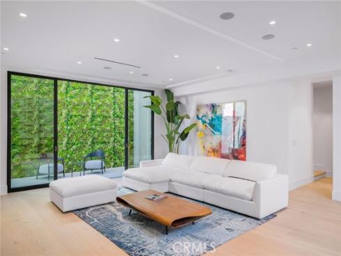 4 Geneve , Newport Beach, CA