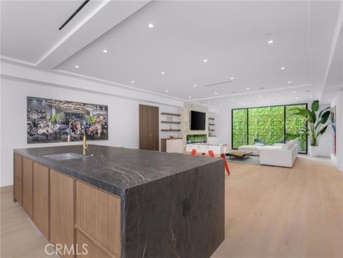 4 Geneve , Newport Beach, CA