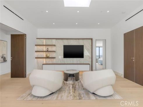 4 Geneve , Newport Beach, CA