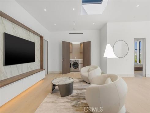 4 Geneve , Newport Beach, CA