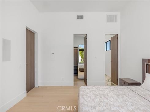 4 Geneve , Newport Beach, CA