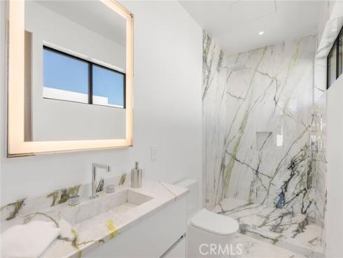 4 Geneve , Newport Beach, CA