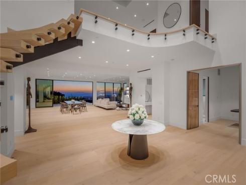 4 Geneve , Newport Beach, CA