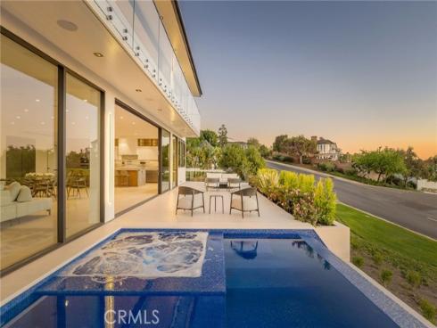 4 Geneve , Newport Beach, CA