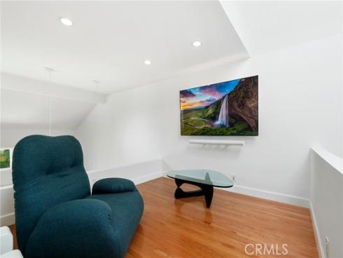 122  Corsica  , Newport Beach, CA