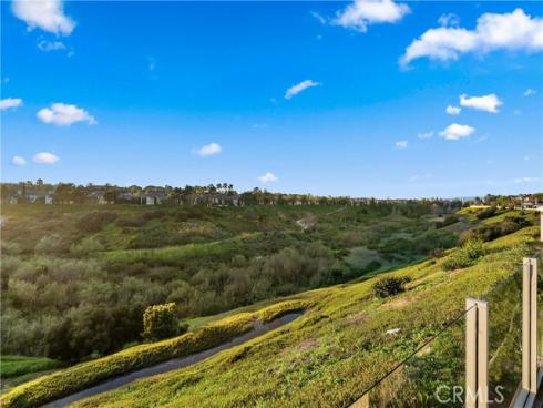 72  Victoria  , Newport Beach, CA