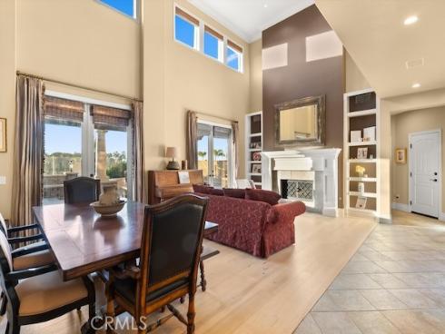 72  Victoria  , Newport Beach, CA