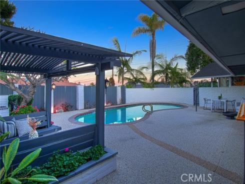 395  Meadow   Lane, Newport Beach, CA