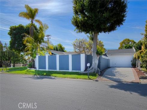 395  Meadow   Lane, Newport Beach, CA