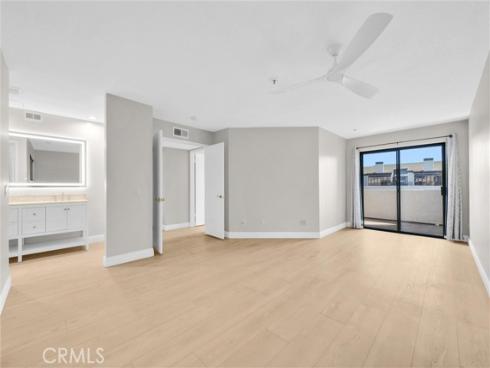 220  Nice  110 , Newport Beach, CA