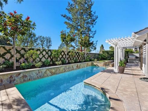 1  Rue Deauville  , Newport Beach, CA