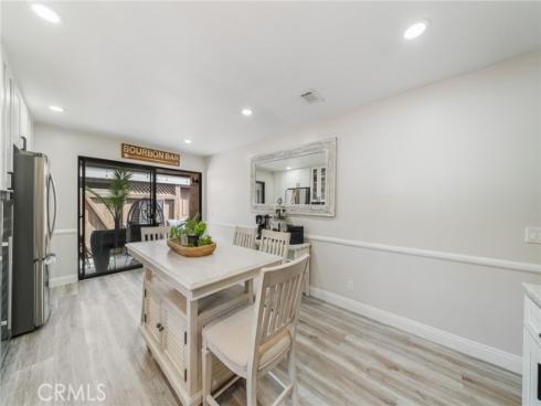 15  Big Dipper  24  Court, Newport Beach, CA